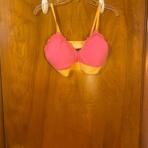 NWOT🔥No Boundaries Pink and Orange Ruffled Bra